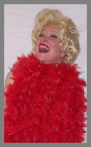 Gallery photo 7 of Barbara as Bette Midler Impersonator