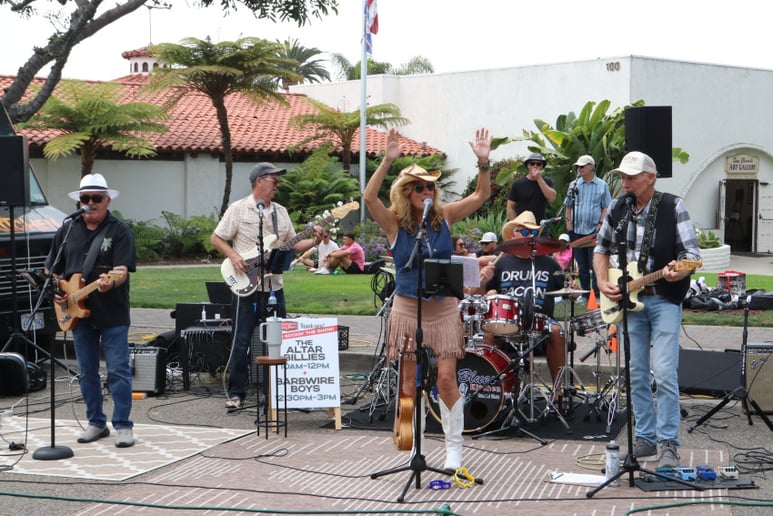 Gallery photo 6 of  Ruby & The Barbwire Boys