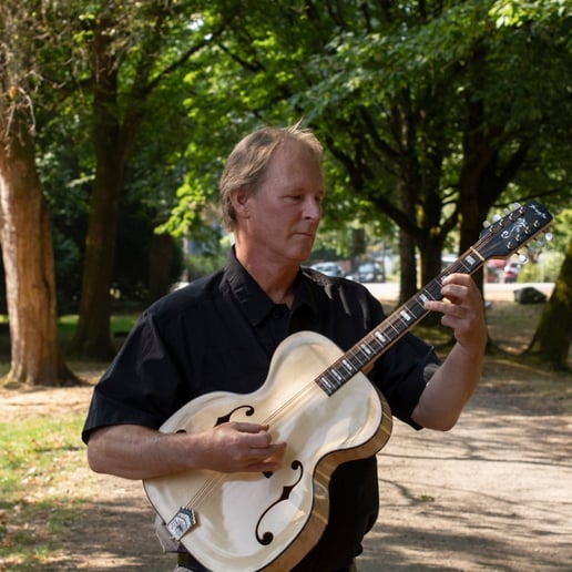 Gallery photo 9 of Barry Wilson