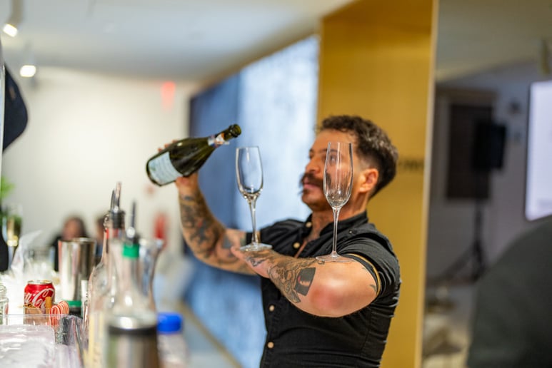 Gallery photo 1 of Bartender Alex