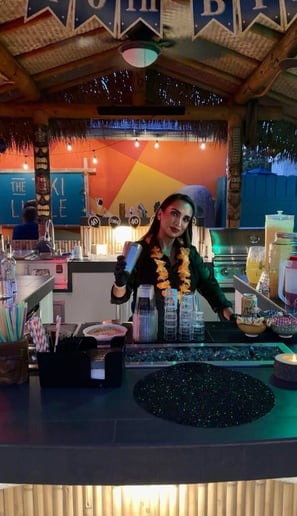 Gallery photo 3 of Bartending and Waitstaff