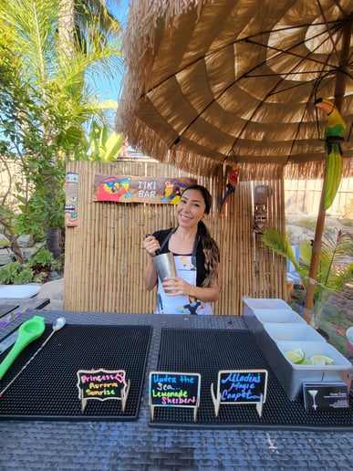 Gallery photo 3 of Pretty Little Bartenders