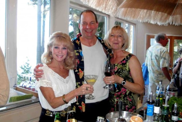 Gallery photo 3 of Bartending by Mallard