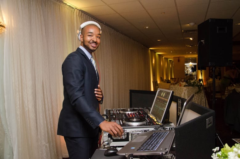 Gallery photo 3 of Disc Jockey Boston