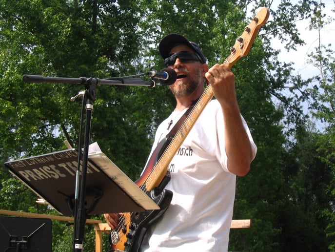 Gallery photo 5 of Bass player for hire