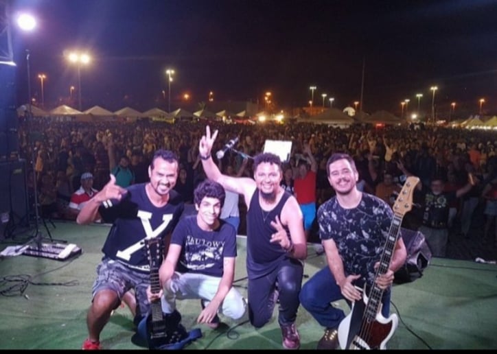 Gallery photo 4 of Andre Arroyo - Bassist