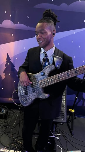 Gallery photo 3 of Bassists - Jordan Dumas