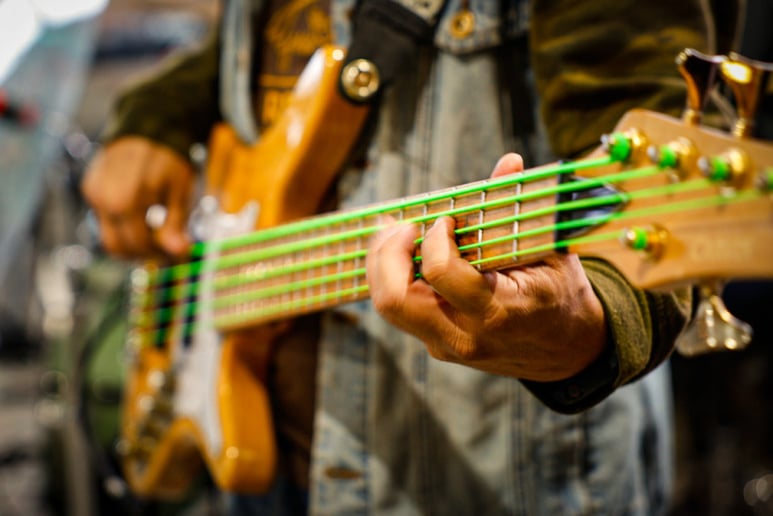 Gallery photo 4 of Bassman Julz