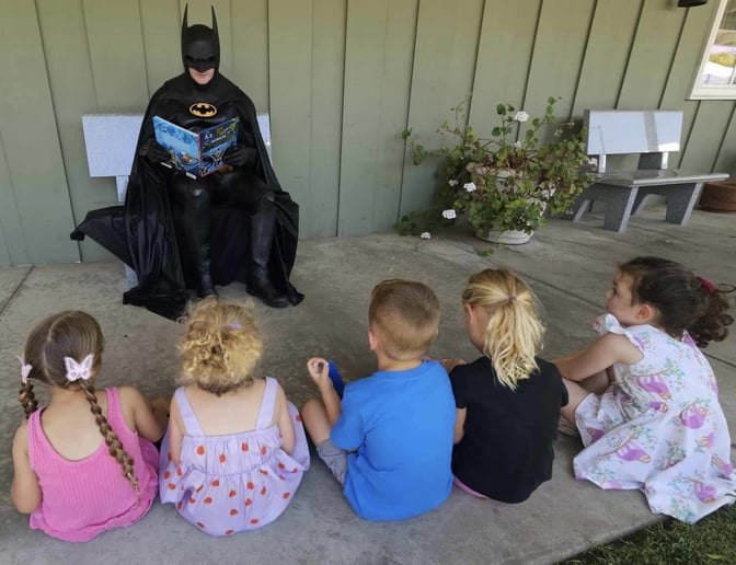 Gallery photo 4 of Batman Impersonator