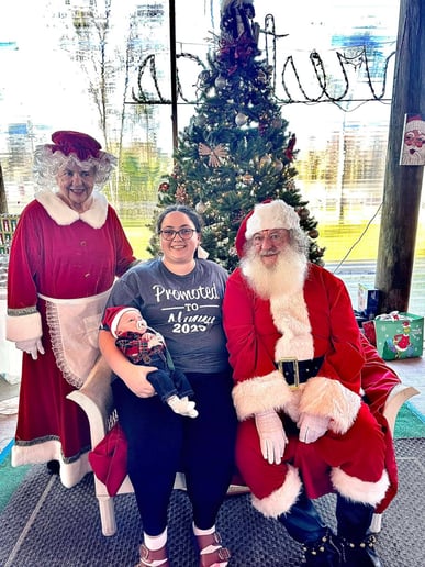Gallery photo 9 of Bayou Santa Buddy & Mrs. Claus