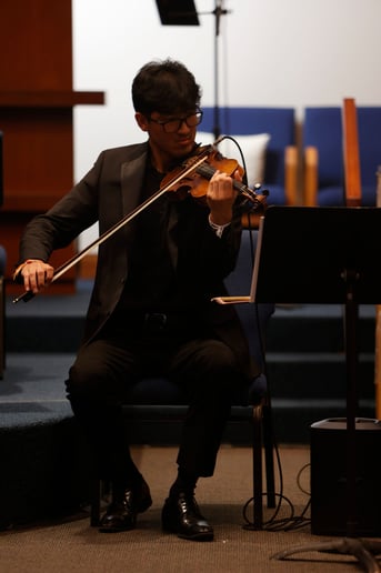 Gallery photo 7 of Alex's Strings