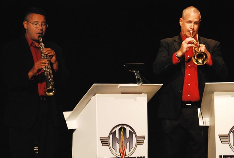 Gallery photo 3 of Hot Horns