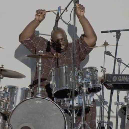 Gallery photo 1 of B&B Express Band