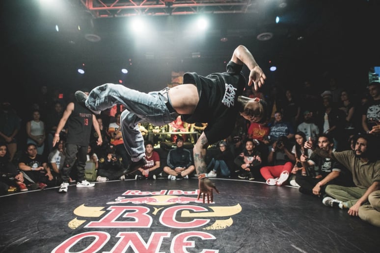 Gallery photo 3 of Bboy Jolty : Extreme Breakdancing