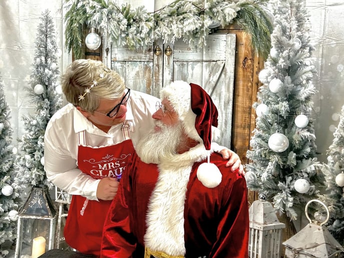 Gallery photo 9 of Be Claus I Believe