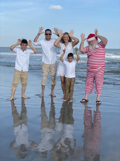 Gallery photo 3 of Beachside Santa
