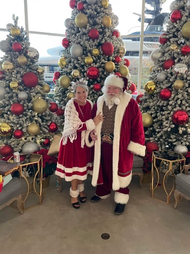 Gallery photo 1 of Beachside Santa