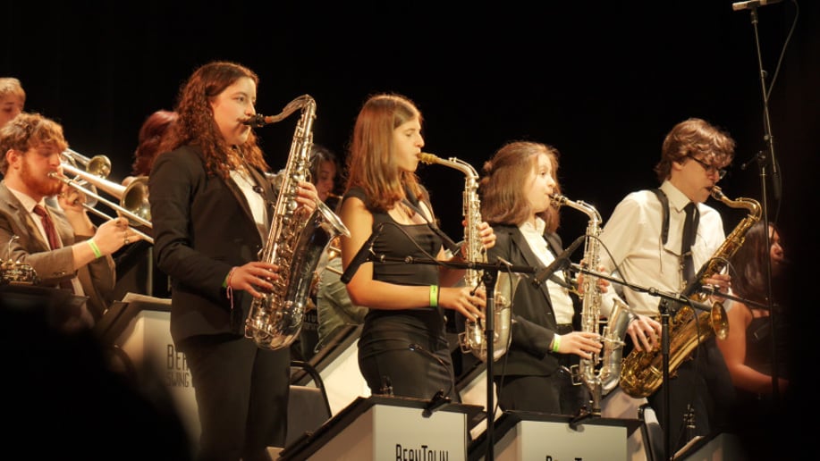 Gallery photo 11 of Beantown Swing Orchestra