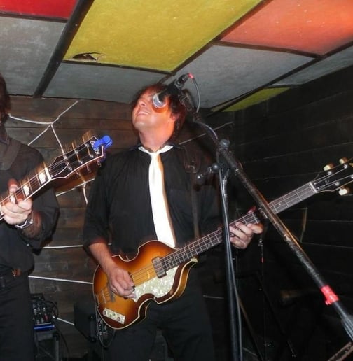 Gallery photo 8 of Beatles Tribute Man – Solo, Duo & Full Band