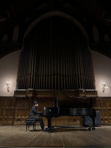 Gallery photo 1 of Beautiful Classical Piano