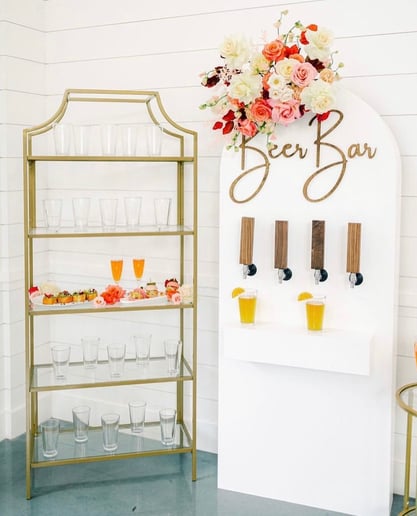 Gallery photo 10 of Beauty and the Drinks