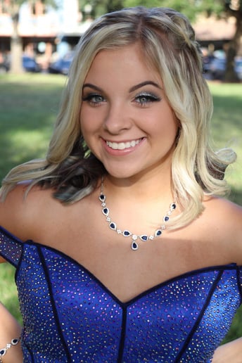 Gallery photo 2 of Beauty with Bri