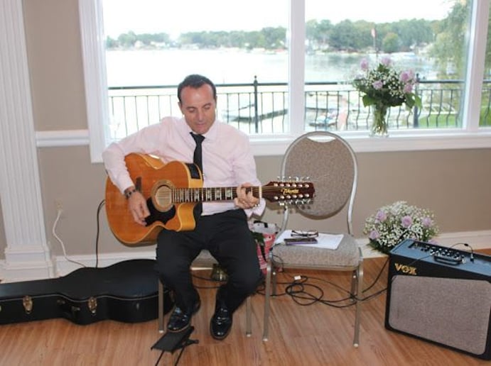 Gallery photo 1 of Becko 12 String