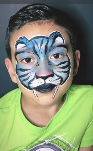Gallery photo 7 of Beckster Face Painting