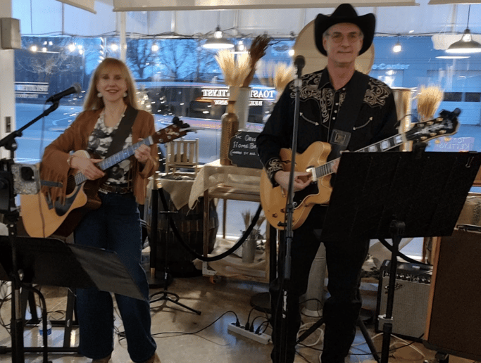 Gallery photo 1 of Becky King Music