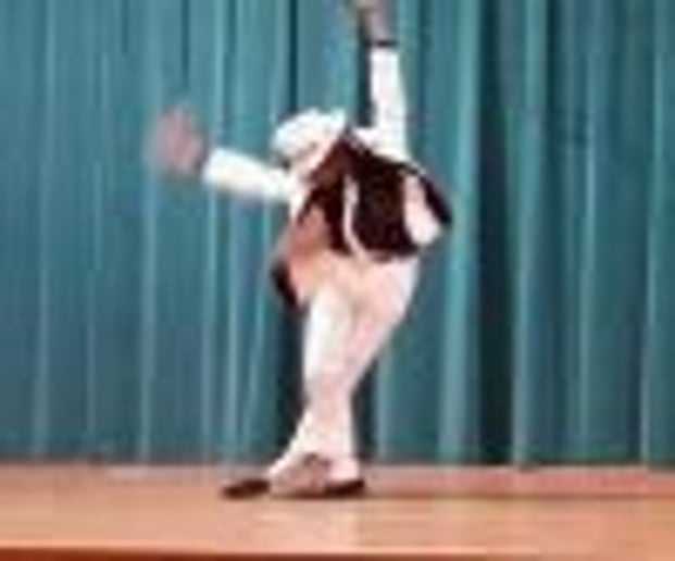 Gallery photo 3 of Behnji Dancer