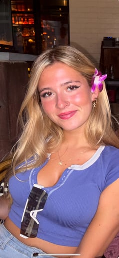 Gallery photo 1 of Bella Lubczenko