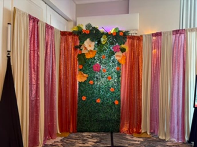 Gallery photo 45 of Bella’s Booth