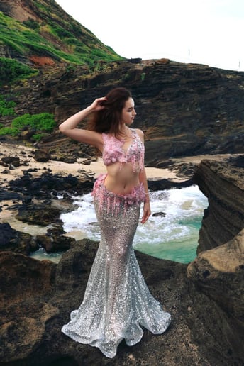 Gallery photo 7 of Belly by Angelina
