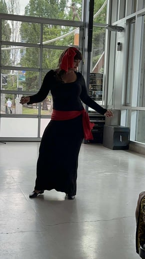 Gallery photo 8 of Anisah Bellydancer