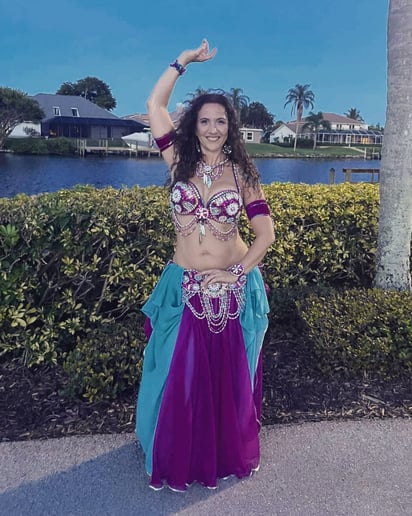 Gallery photo 4 of Belly Dance & Beyond Entertainment
