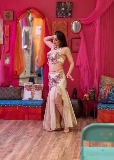 Gallery photo 3 of Belly Dance by Tiffany