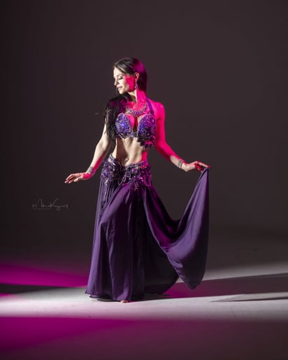 Gallery photo 8 of Victoria Rose Belly Dance