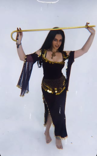 Gallery photo 4 of Sara