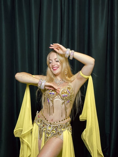 Gallery photo 1 of Juliet V - Bellydancer