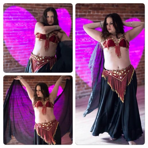 Gallery photo 95 of Fire Bellydancer Lorenda