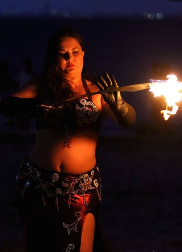Gallery photo 54 of Fire Bellydancer Lorenda