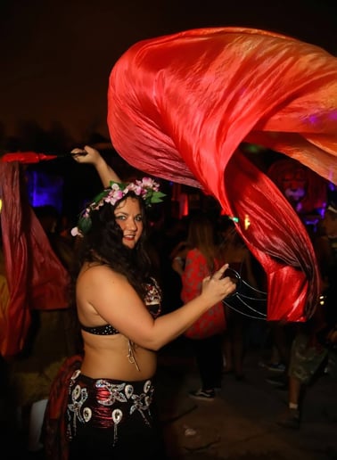 Gallery photo 25 of Fire Bellydancer Lorenda