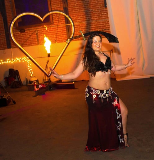 Gallery photo 37 of Fire Bellydancer Lorenda
