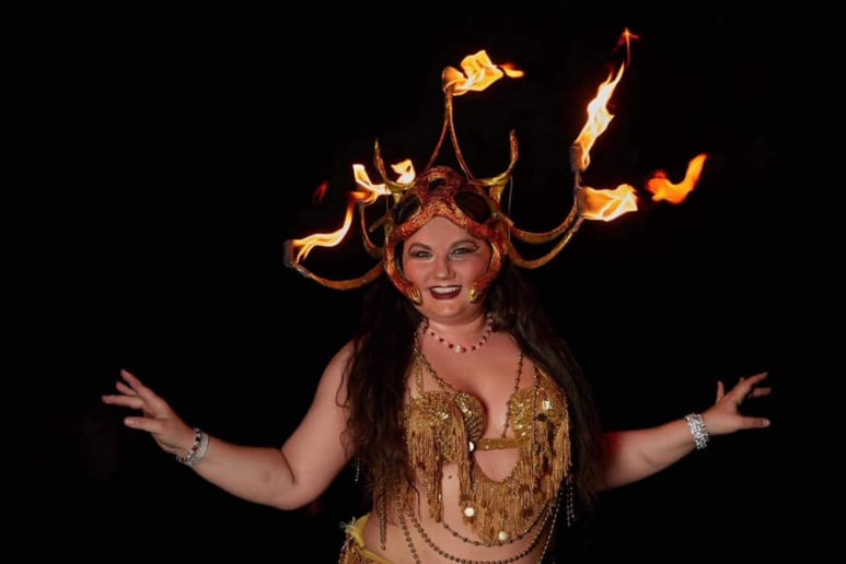 Gallery photo 24 of Fire Bellydancer Lorenda