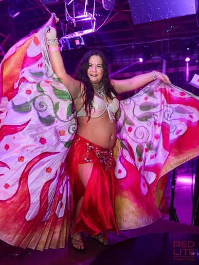 Gallery photo 23 of Fire Bellydancer Lorenda