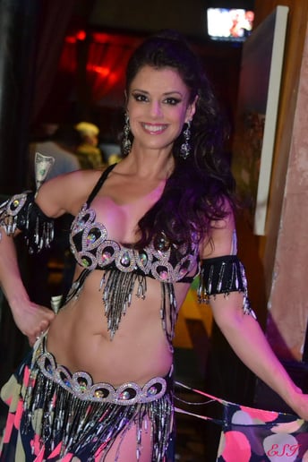 Gallery photo 4 of Bellydance by Raena