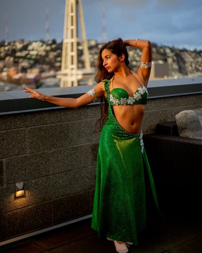 Gallery photo 6 of Laniakea Bellydancer Entertainment