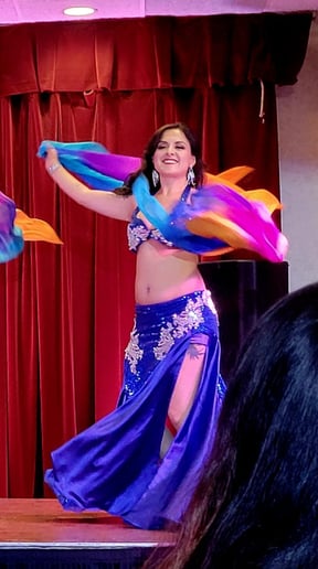 Gallery photo 1 of Ale's Bellydance Performance Services