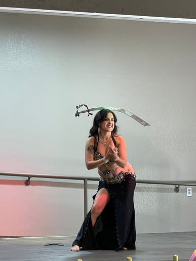 Gallery photo 4 of Ale's Bellydance Performance Services