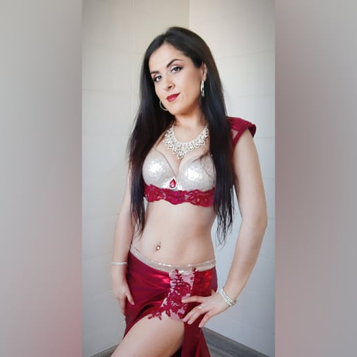 Gallery photo 8 of Ale's Bellydance Performance Services